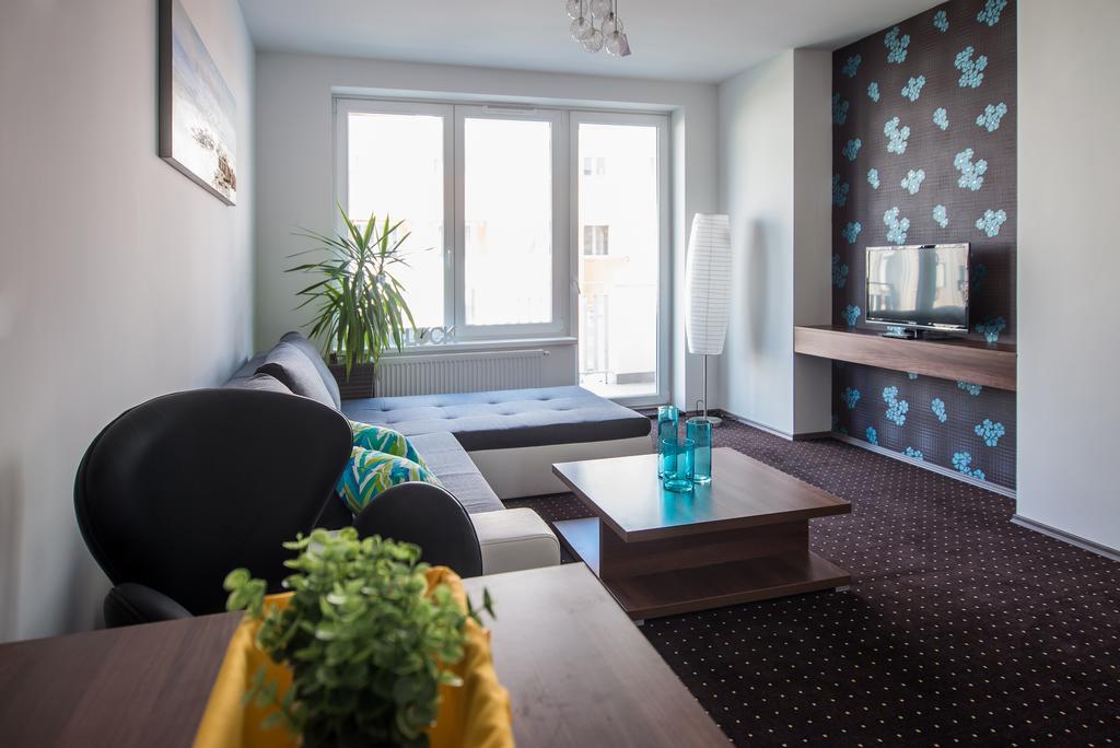 Plage Apartman ハイデゥソボスロー エクステリア 写真