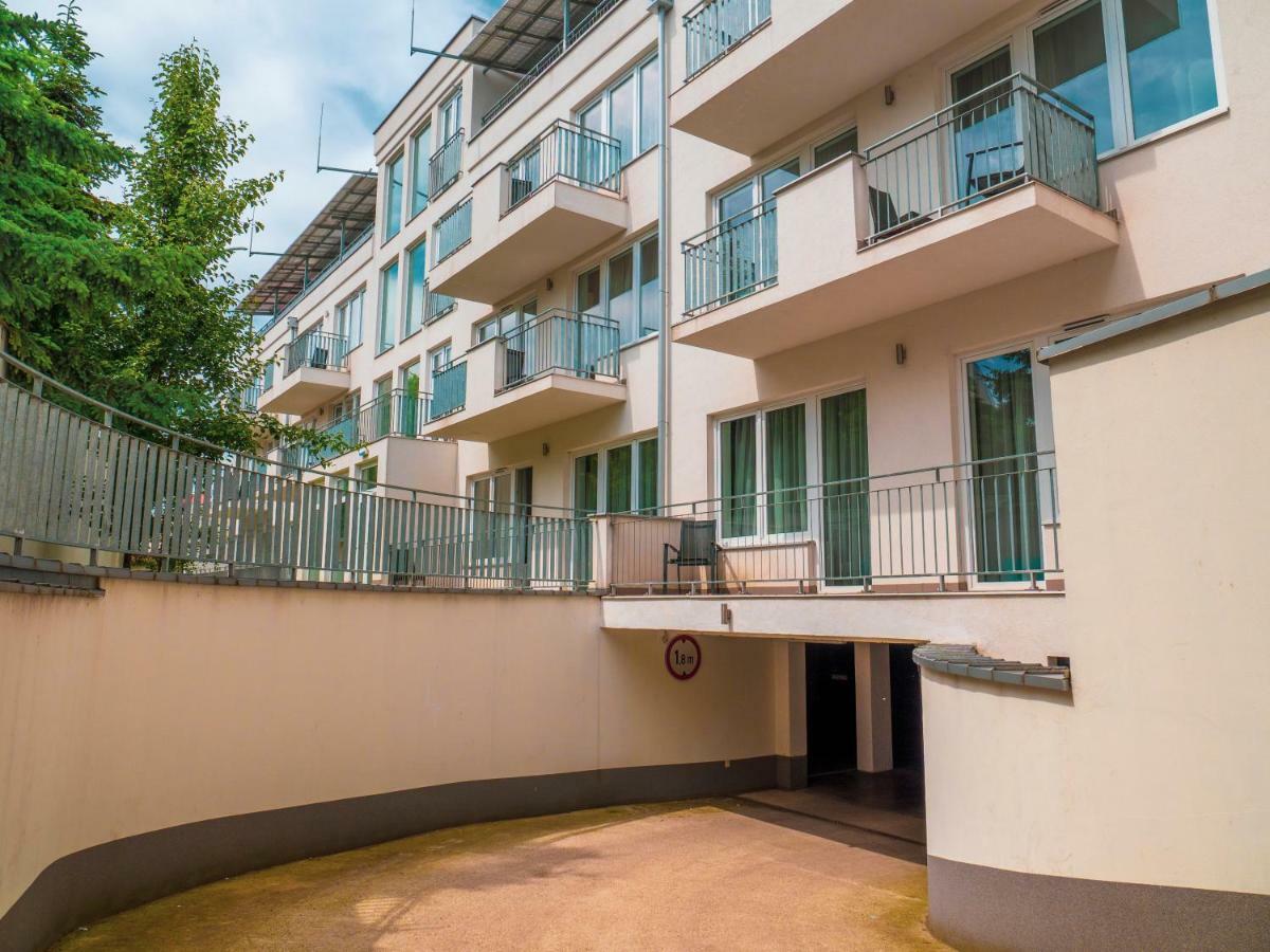 Plage Apartman ハイデゥソボスロー エクステリア 写真