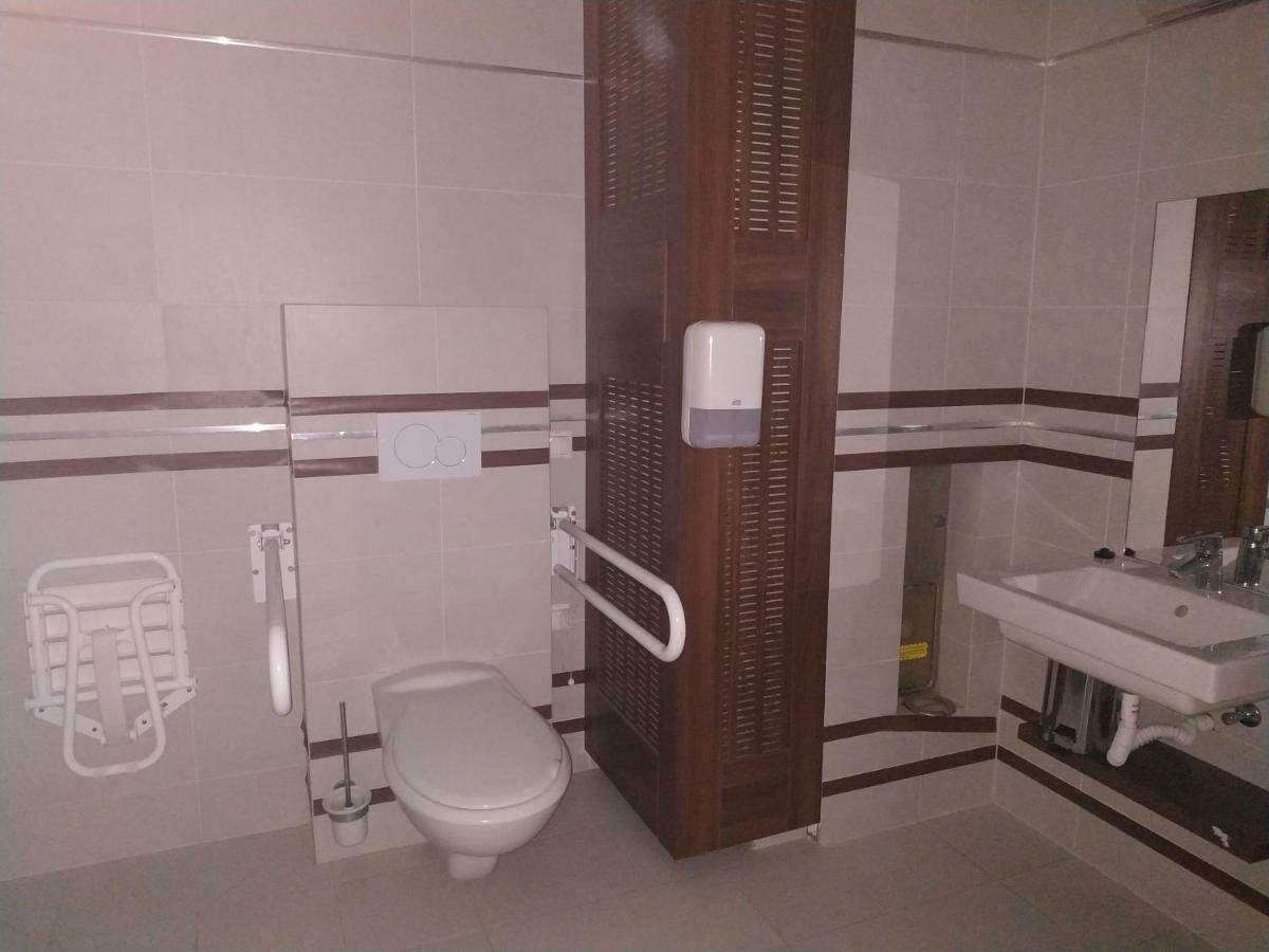 Plage Apartman ハイデゥソボスロー エクステリア 写真